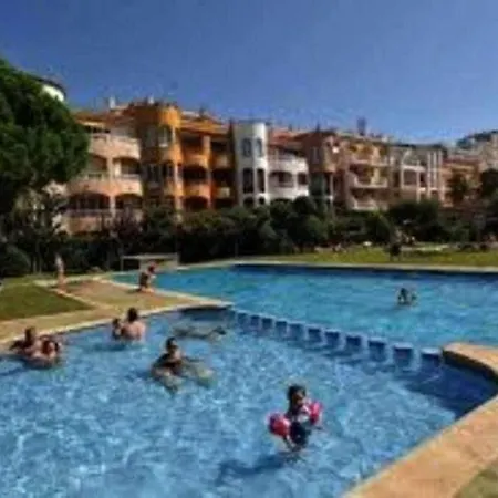 Encantador Apto. Con Gran Terraza Frente Al Mar